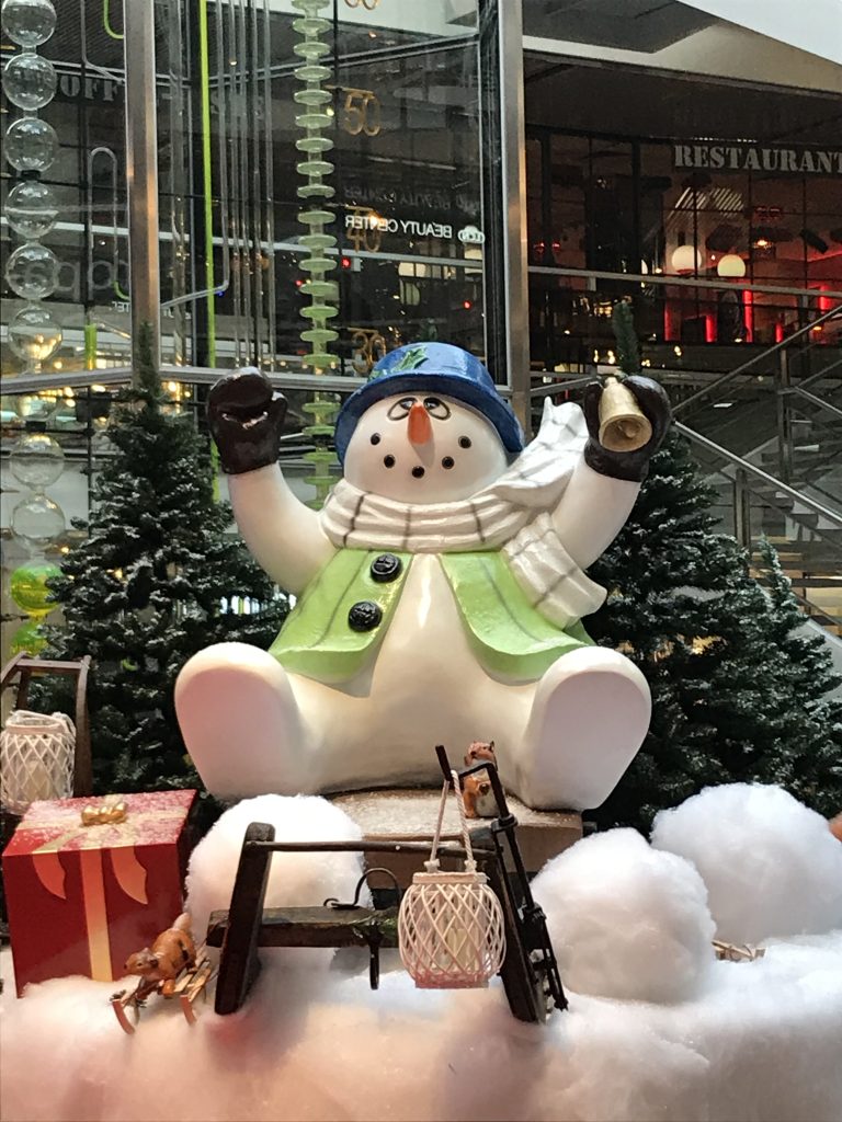 Nun is coming the Christmastime! – a Glosse!