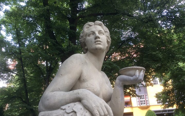 Wohnzimmeridylle mitten im Großstadtgetriebe – der Rüdesheimer Platz zu Berlin!