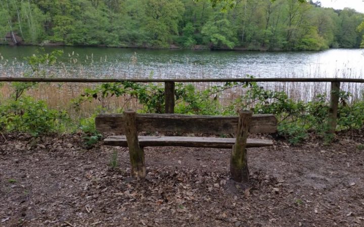Arbeitslos, krank, Drogen, Depressionen und (soziale) Kälte!