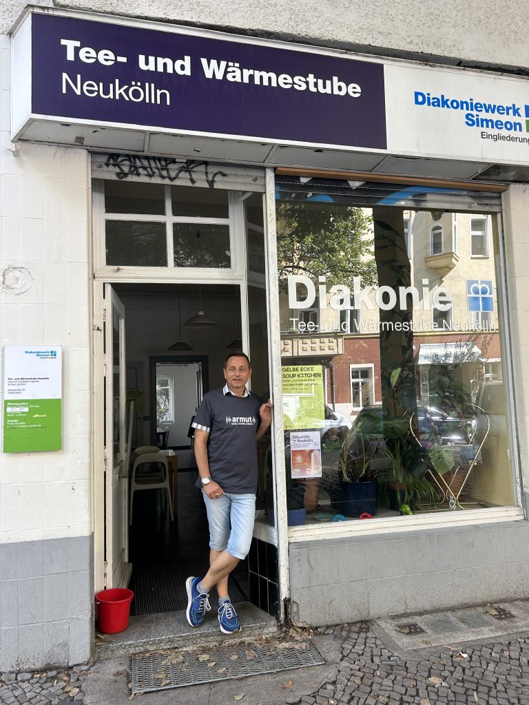 Kaffeewette zugunsten der Tee und Wärmestube Neukölln: Vom 25. September bis 8. Oktober 2023