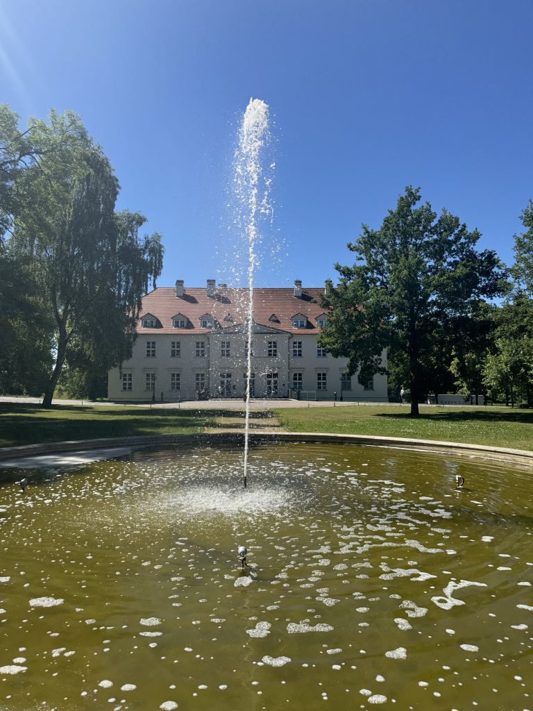 Der kleine Reisbericht – Schloss und Weingut Rattey
